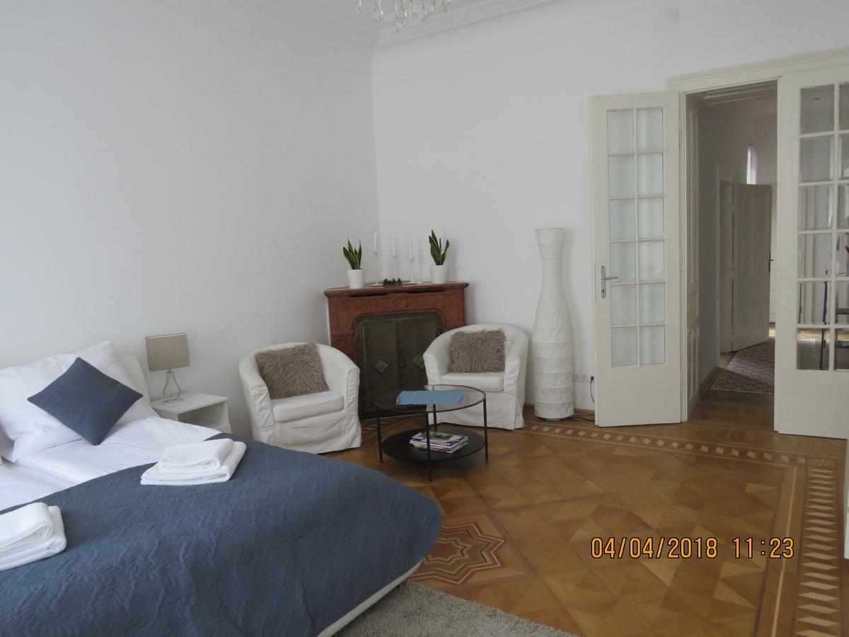 Ferienwohnungen Spittelberg Schrankgasse Vienna Esterno foto
